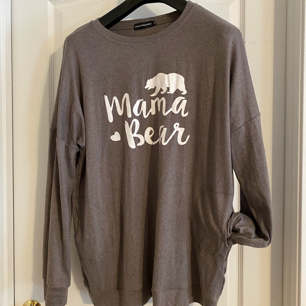 Mama bear tunic with pockets